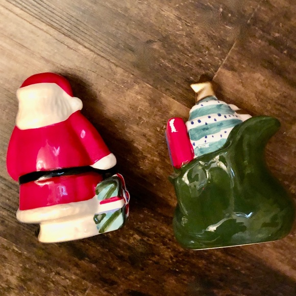 🎅🏻SALE Salt & Pepper Shakers Santa with Bag of Toys by Asia Master Christmas - Picture 3 of 12